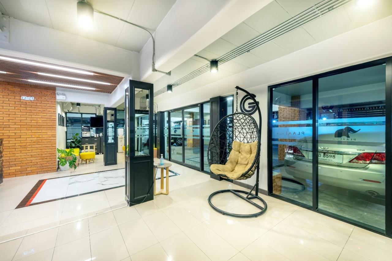 Plaai Play Hotel Rayong Exterior foto